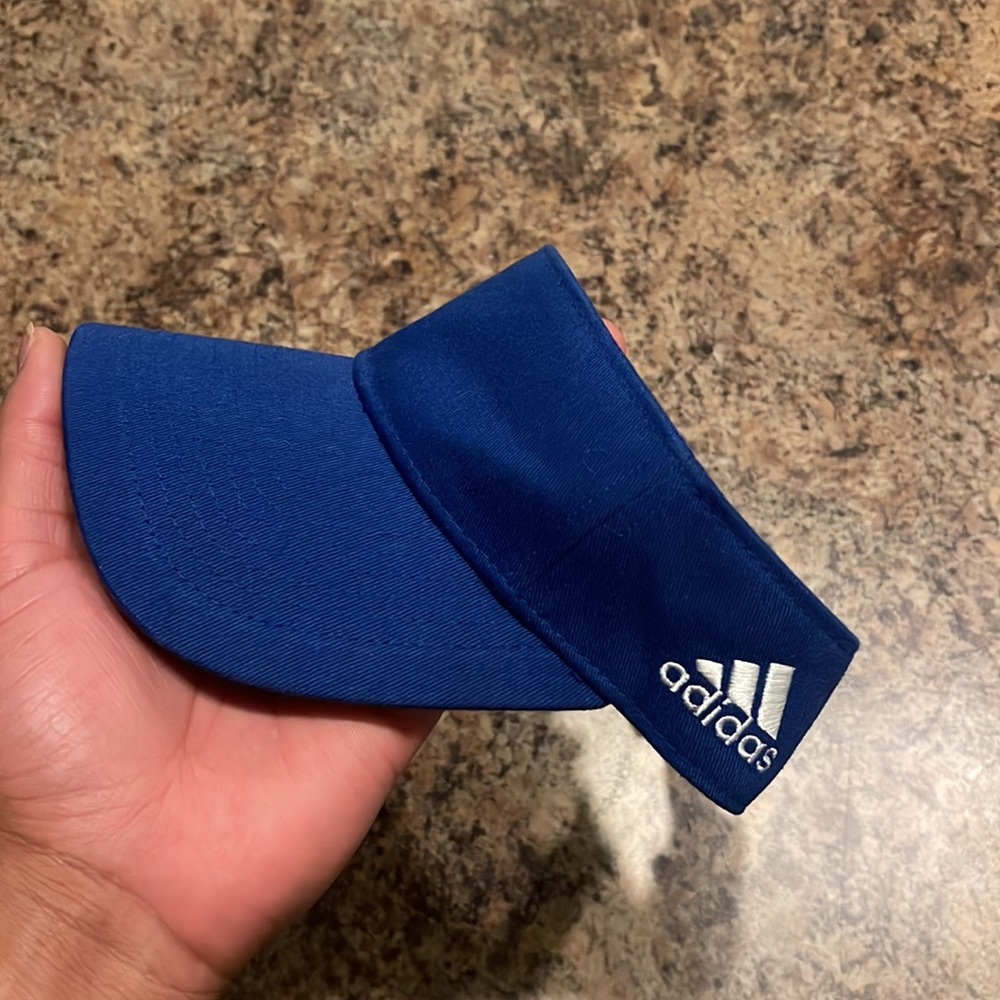 Adidas Visor - Picture 3 of 4